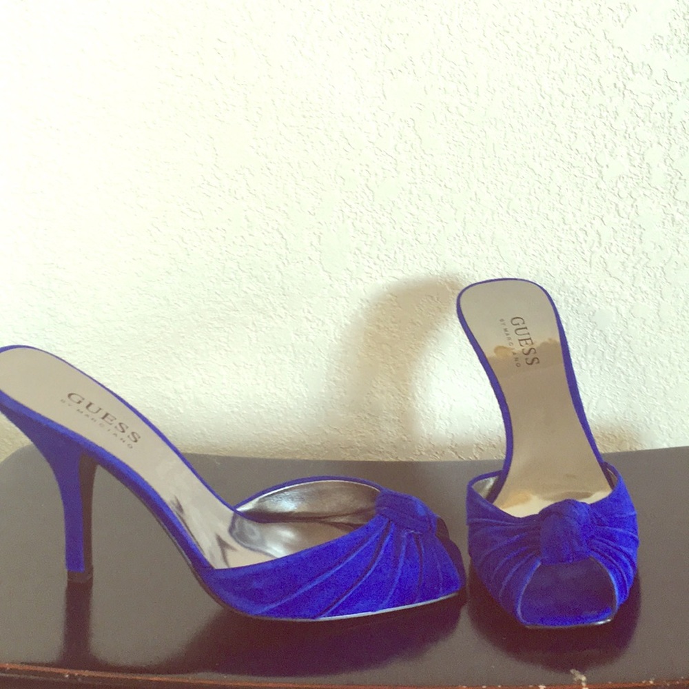 Guess Women Medium Suede Mules sz 7